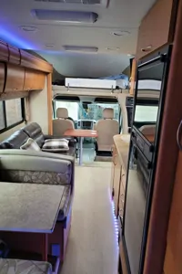 Jason's Dutchmen Dorado 24SB Class C