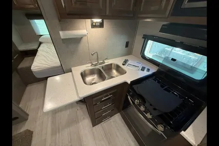 Couples Camper • Rockwood Mini Lite • Solar • Easy Tow • Delivery