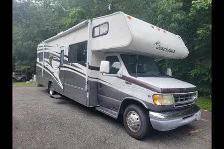 GBA Leisure Coachmen Santara 316KS Class C