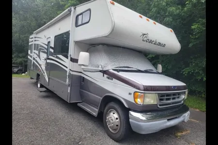 GBA Leisure Coachmen Santara 316KS Class C