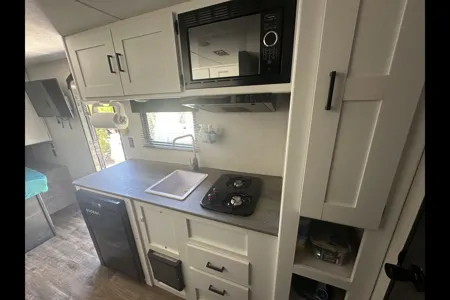 Jenni's Keystone Hideout Travel Trailer
