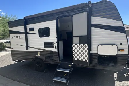 Jenni's Keystone Hideout Travel Trailer