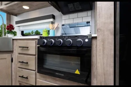 Melissa's Conquest 36FRSG Travel Trailer