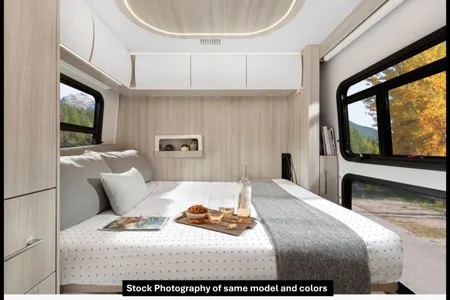 Leisure Travel Van Unity RL - PNW Glamping Easy for First Timers