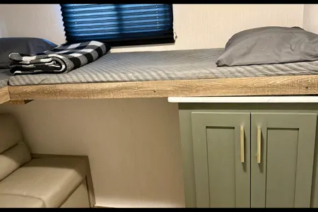Glamping & Grace - Your HGTV Inspired "Roamstead"