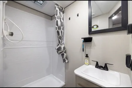 Jordan's Coachmen Catalina summit 231bhs Travel Trailer