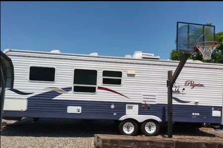 Pilgrim International 283RB Travel Trailer