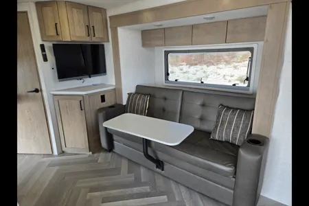 2024 Ember Overland Off Grid Trailer