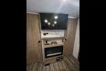 2024 Alpha Wolf. Fully stocked with bunkhouse ready for your adventure.