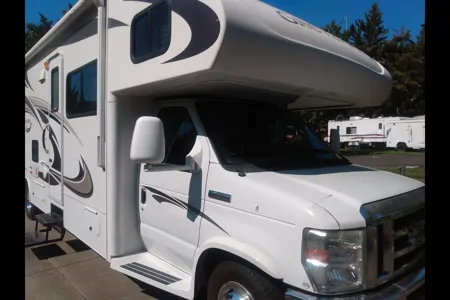 Yuraina's Jayco Grey hawk 31 DS Class C