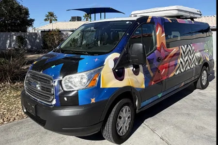 JACKPOT Ford Transit 350 Class B