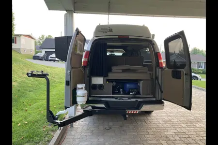 GMC SAVANA LSX SAFARI CONDO