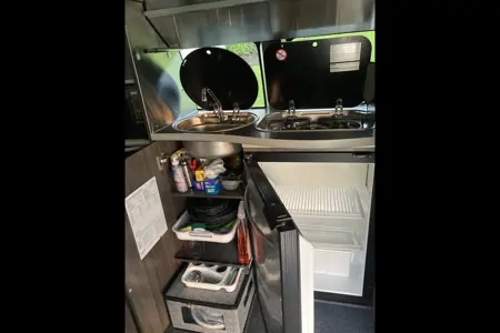 GMC SAVANA LSX SAFARI CONDO