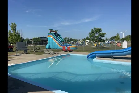Luxury Camping... Extraordinary Amenities
