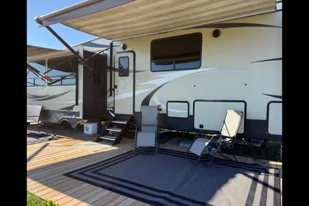 Luxury Camping... Extraordinary Amenities