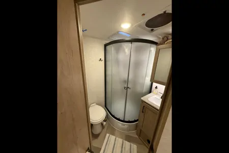 Dan's EMBER  201 fbq solarmax Travel Trailer