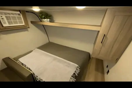 2025 Keystone Coleman 17B: Compact, Cozy Bunkhouse