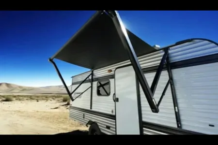 2025 Keystone Coleman 17B: Compact, Cozy Bunkhouse