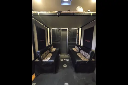 Dustin's Evergreen Tesla Fifth Wheel