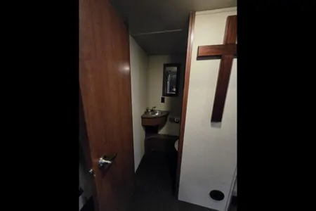 Dustin's Evergreen Tesla Fifth Wheel