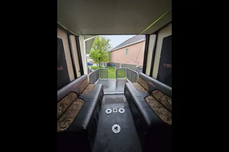 Dustin's Evergreen Tesla Fifth Wheel