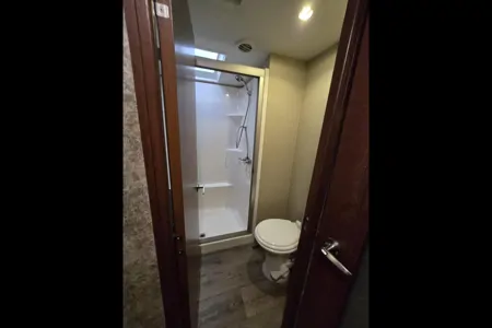 Dustin's Evergreen Tesla Fifth Wheel