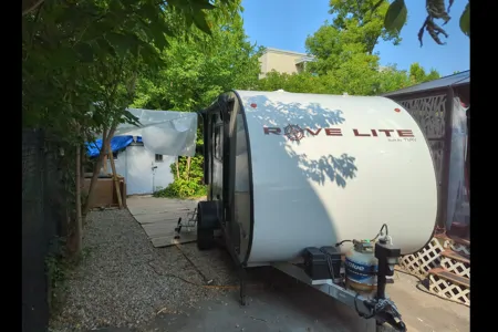 Boondock / Campsite, SUV Towable Travel Lite RV 14FD Travel Trailer