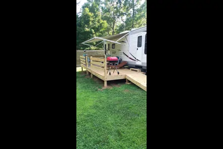 Julius's RV Cottage