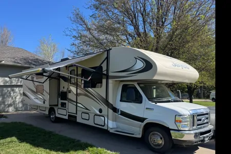 Wade's Jayco Greyhawk Class C