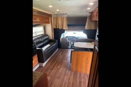Wade's Jayco Greyhawk Class C