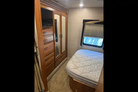 Wade's Jayco Greyhawk Class C
