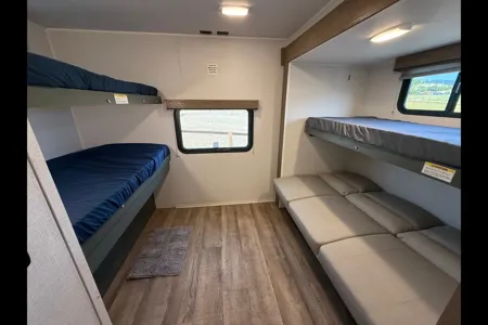 2 Bedroom 1.5 Bath Eddie Bauer Luxury