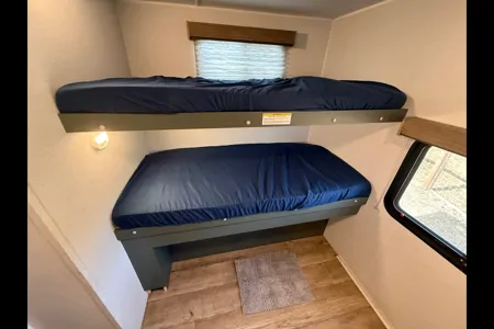 2 Bedroom 1.5 Bath Eddie Bauer Luxury