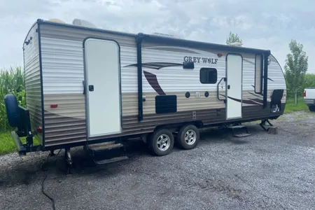 Jocelyn's Grand River gray wolf Travel Trailer