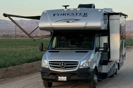 Forest River Mercedes-Benz Class C