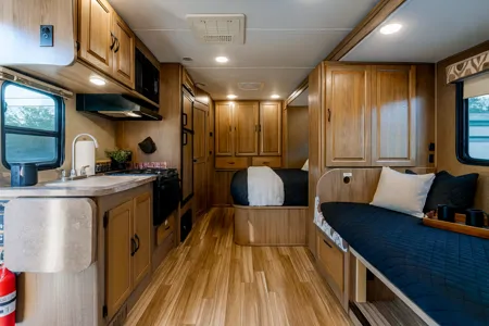 2017 Coachman Prism 2200LE