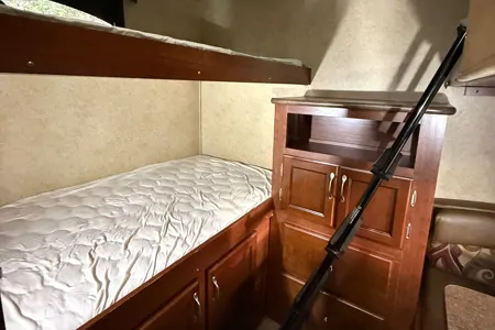 Daffodil Rv