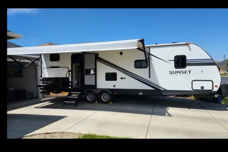 2019 Crossroads Sunset Trail Super Lite