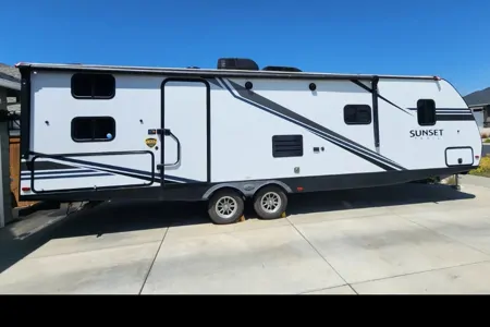 2019 Crossroads Sunset Trail Super Lite