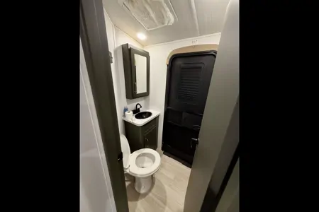 Keystone 330BKQ Travel Trailer