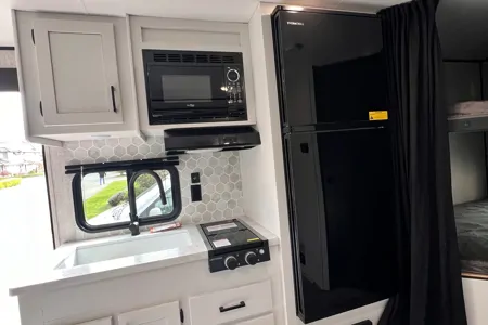 Yang's 2024 Open Range 188BH Travel Trailer