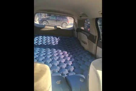 Toyota Campervan (7 seats/2 sleeps) Park Pass +Airport pickup (US/Canada)