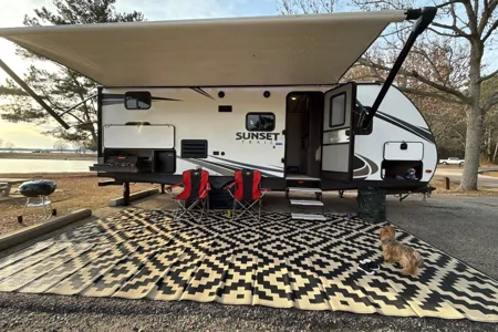 Jacob's Crossroads Sunset 239BH Travel Trailer