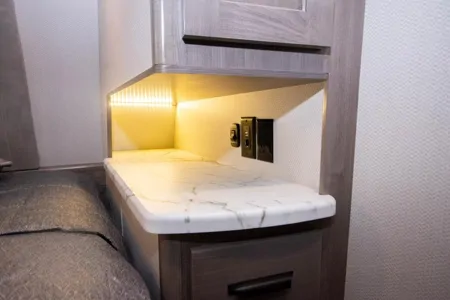 Luxurious Family Travel Trailer 2021(Pet Friendly)