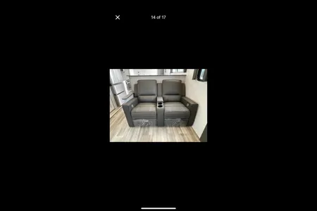 Malissa's Keystone Sprinter limited Fifth Wheel