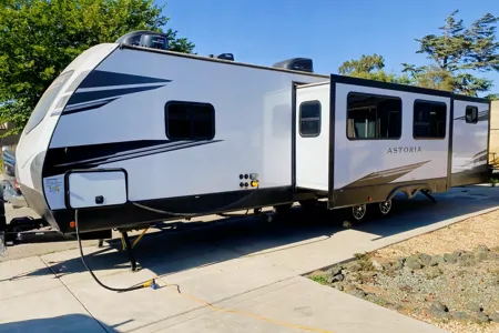 Brent's Dutchmen 3230BHS Travel Trailer
