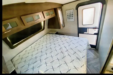 Brent's Dutchmen 3230BHS Travel Trailer