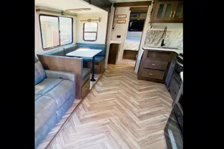 Brent's Dutchmen 3230BHS Travel Trailer