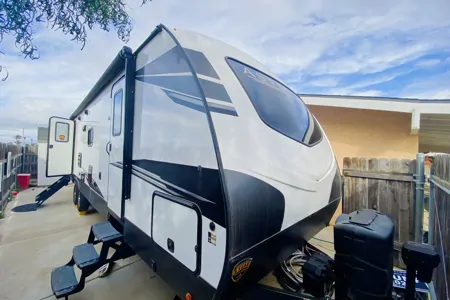 Brent's Dutchmen 3230BHS Travel Trailer