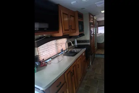 Motorisé  classe c 32 pird